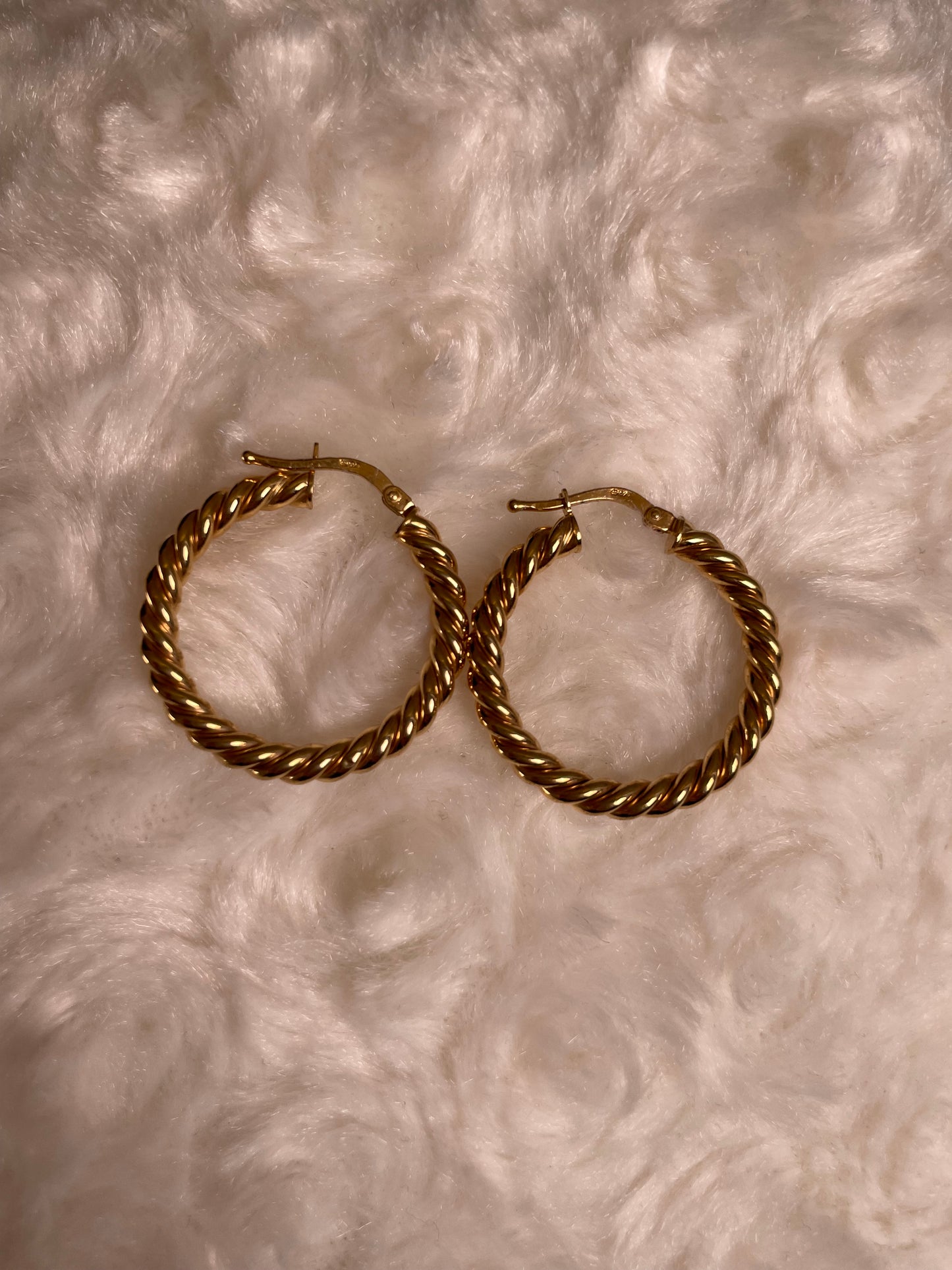 9ct Yellow Gold Twist Hoop Earrings
