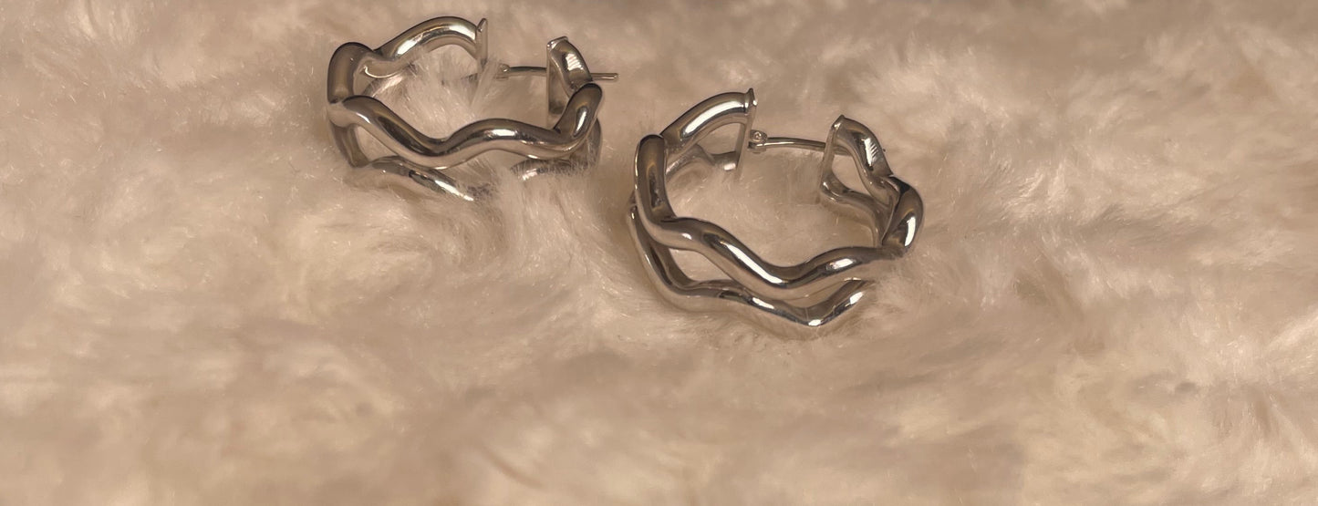 9ct White Gold Wave Hoop Earrings