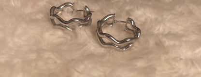 9ct White Gold Wave Hoop Earrings