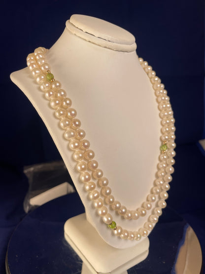 Freshwater Cultured Pearls with Peridot & Gold Beads Necklace