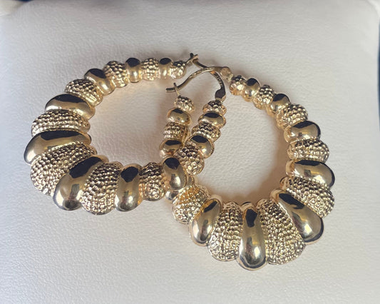 9ct Yellow Gold Patterned Loop Hoop Earrings