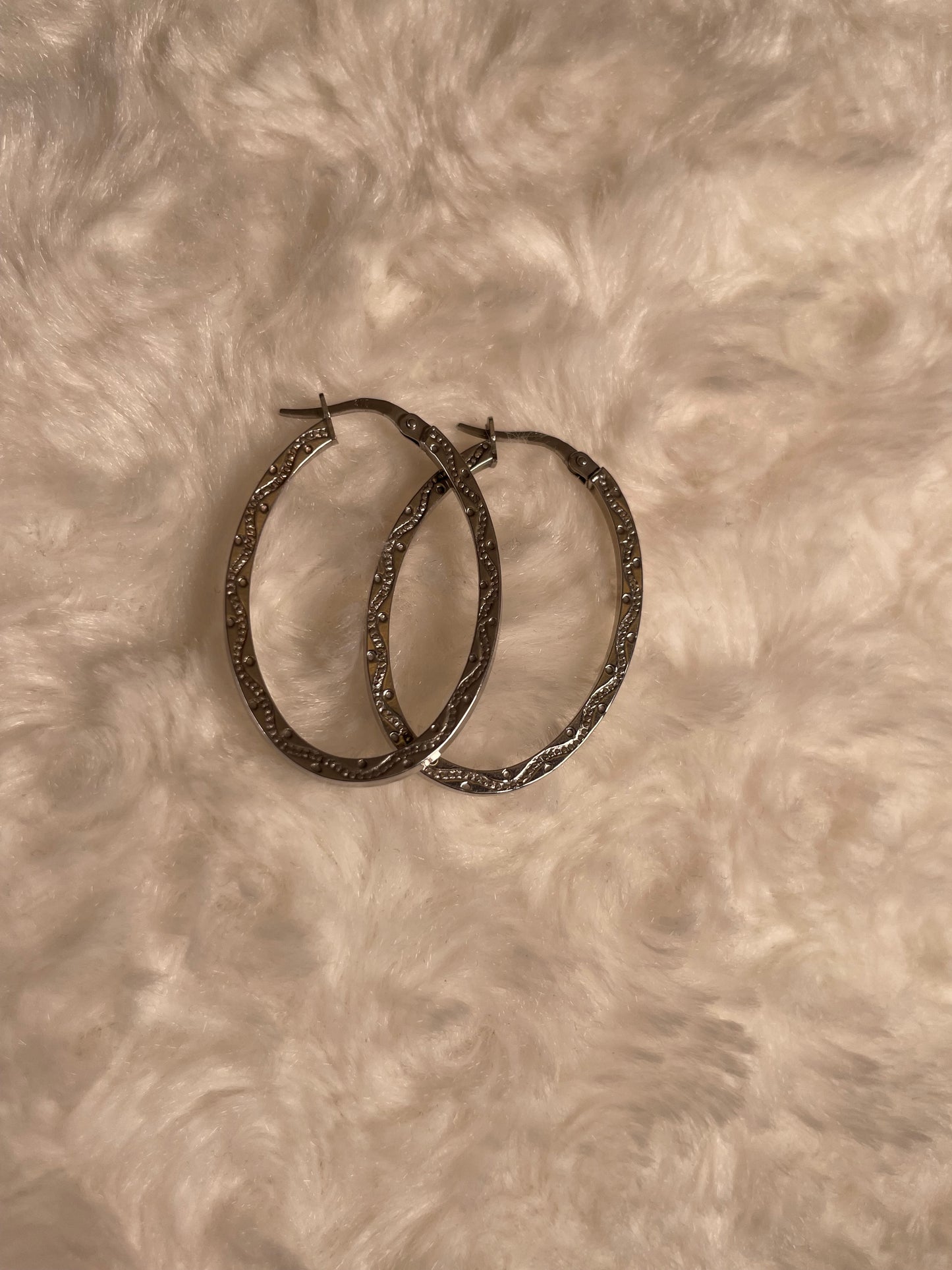 9ct White Gold Slim Flat Oval Hoop Earrings