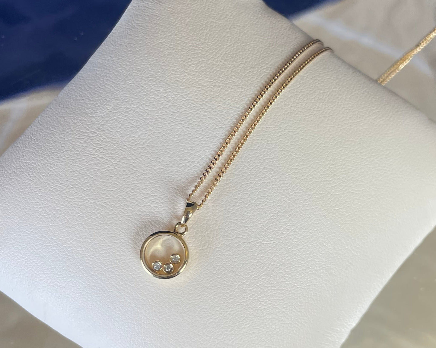 9ct Yellow Gold Floating Diamond Pendant Necklace