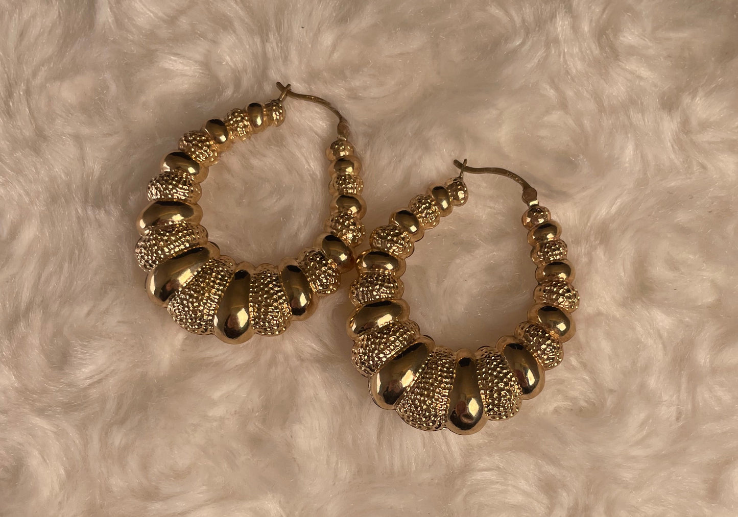 9ct Yellow Gold Patterned Loop Hoop Earrings