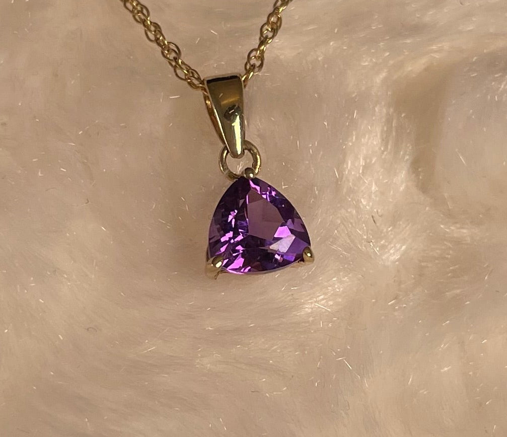 9ct Yellow Gold Amethyst Triangle Pendant Necklace