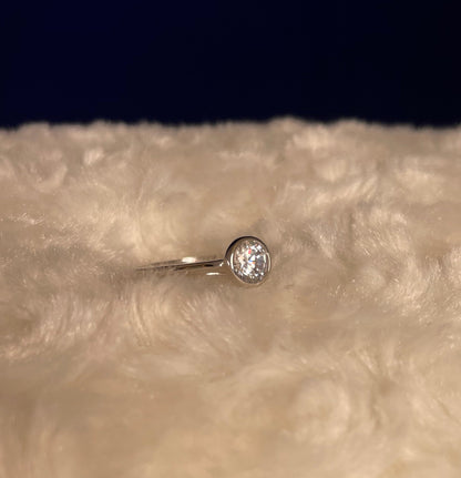 Rhodium-Plated Silver Round Cut Solitaire Cubic Zirconia Bezel Set