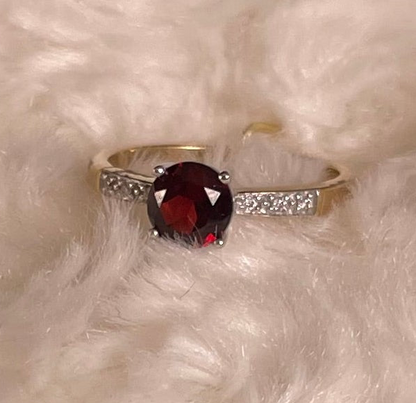 9ct Yellow Gold Garnet Set Dress Ring with Diamond chips