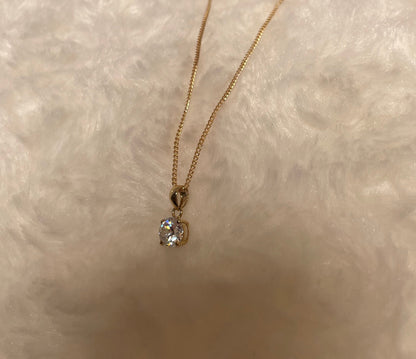9ct Yellow Gold Cubic Zirconia Pendant Necklace