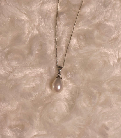 Fresh Water Cultured Pearl Necklace