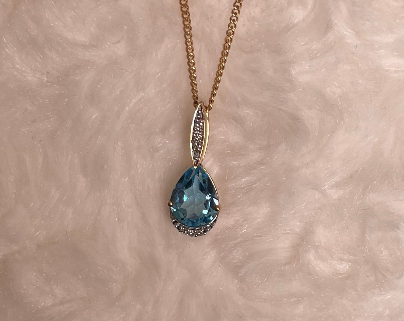 9ct Yellow Gold Pear Shape Blue Topaz & Diamond Pendant Necklace