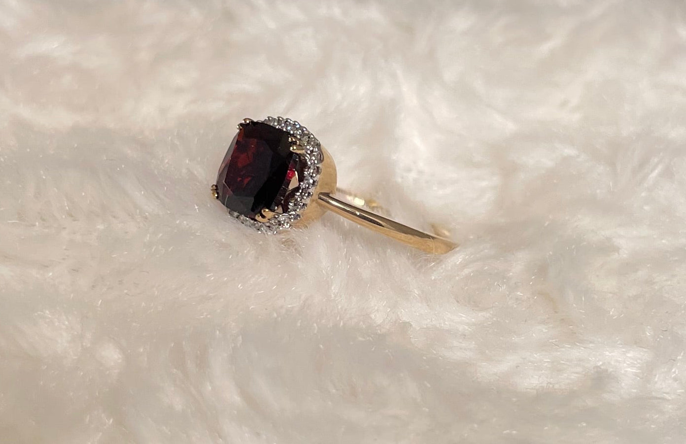 9ct Yellow Gold Garnet Ring & Diamond Ring