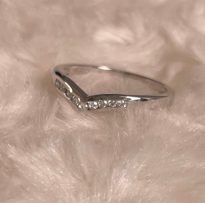 9ct White Gold Wishbone Ring Set with Diamonds