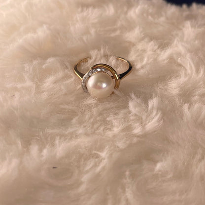 9ct Yellow Gold Fresh Water Cultured Pearl Dress Ring with Diamond Knot Setting