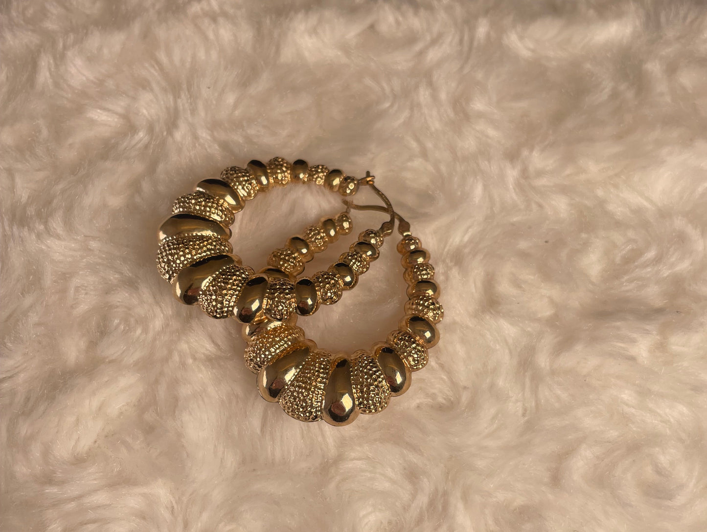 9ct Yellow Gold Patterned Loop Hoop Earrings