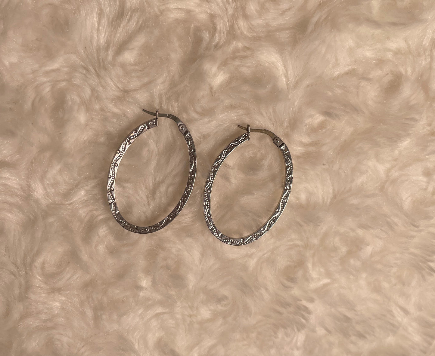 9ct White Gold Slim Flat Oval Hoop Earrings