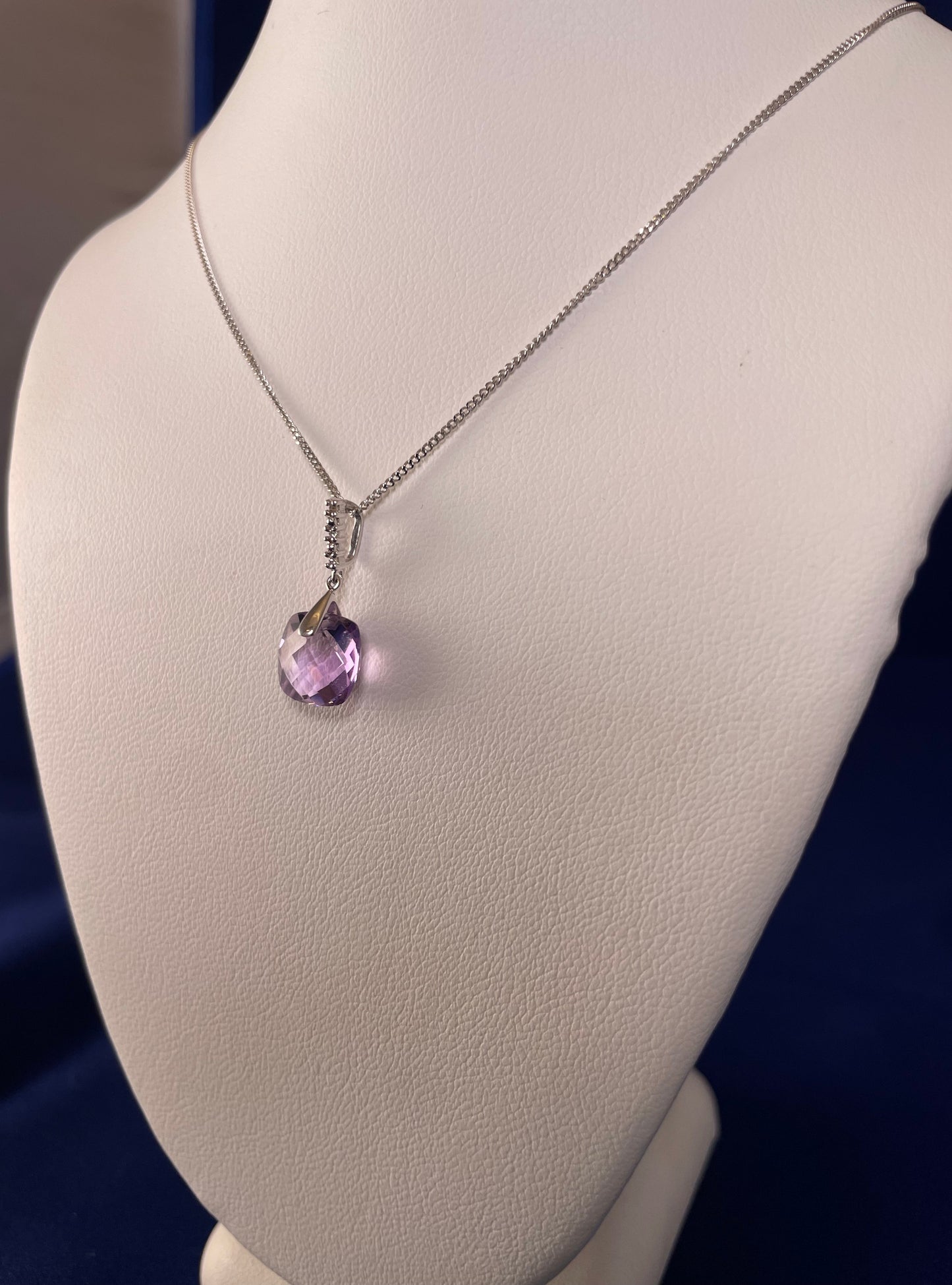 9ct White Gold Pineapple Cut Cushion Shape Amethyst Drop Pendant Necklace