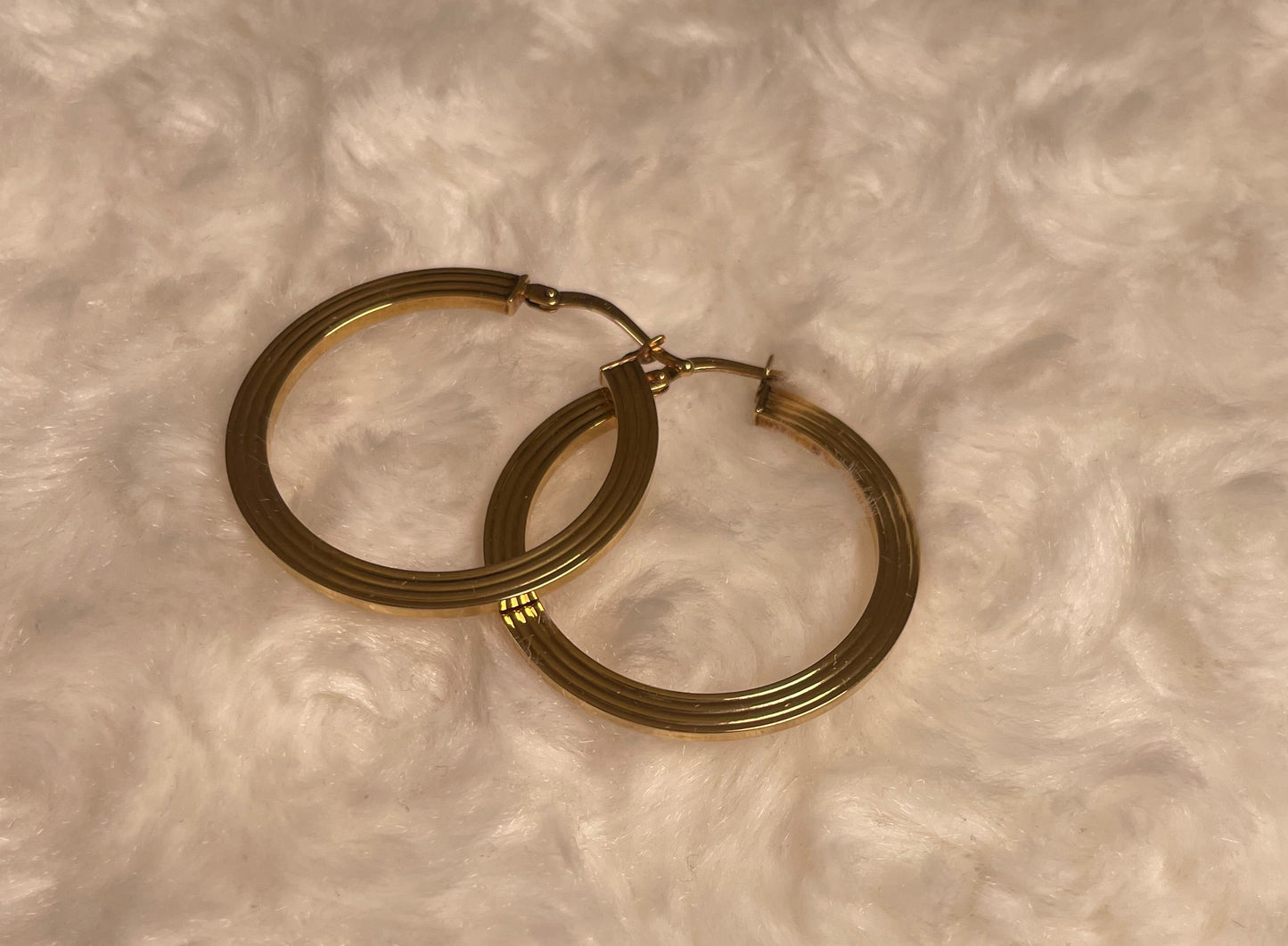 9ct Yellow Gold Flat Hoop Earrings.