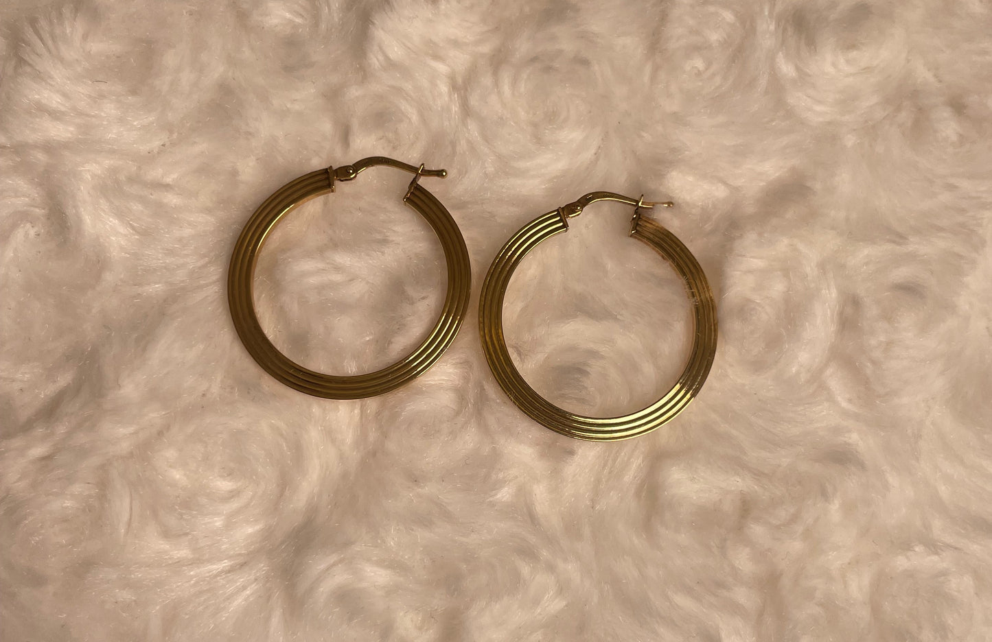 9ct Yellow Gold Flat Hoop Earrings.