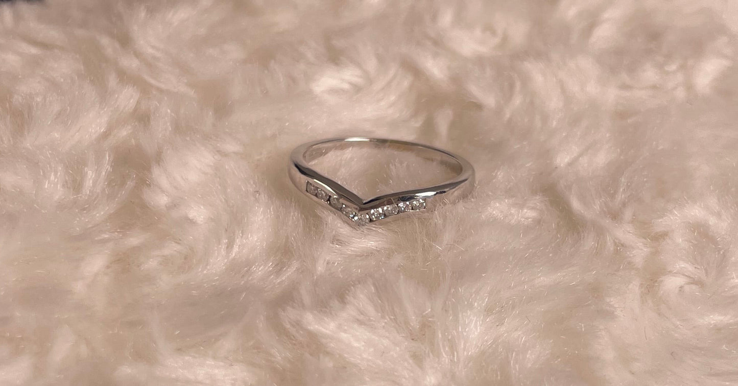 9ct White Gold Wishbone Ring Set with Diamonds