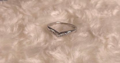 9ct White Gold Wishbone Ring Set with Diamonds
