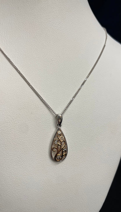 9ct Yellow Gold Teardrop Lattice Diamond Pendant Necklace