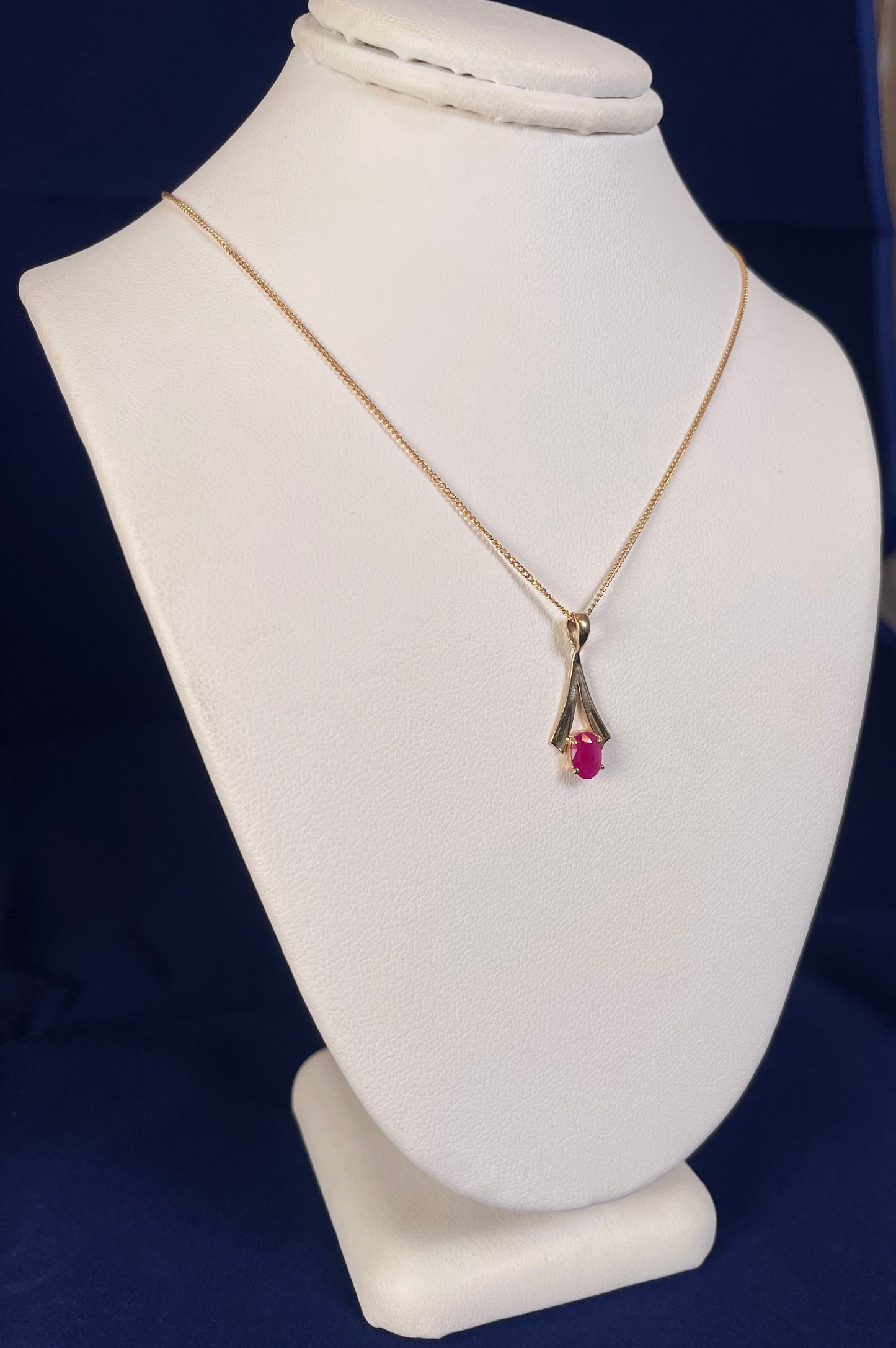 9ct Yellow Gold Oval Ruby Fan Design Pendant Necklace