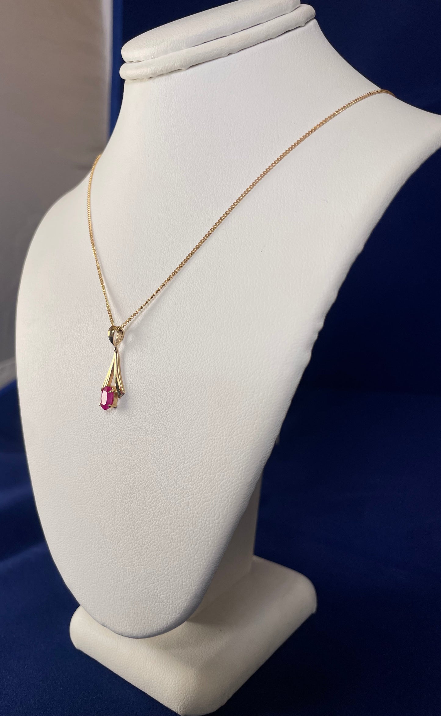 9ct Yellow Gold Oval Ruby Fan Design Pendant Necklace