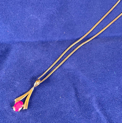 9ct Yellow Gold Oval Ruby Fan Design Pendant Necklace