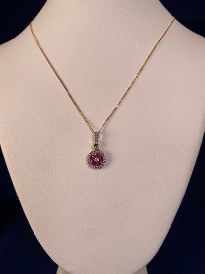 9ct Yellow Gold Cartwheel Design Diamonds & Five Rubies Pendant Necklace