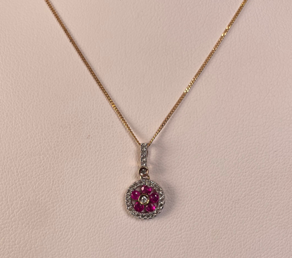 9ct Yellow Gold Cartwheel Design Diamonds & Five Rubies Pendant Necklace