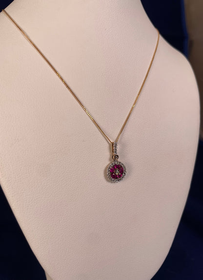 9ct Yellow Gold Cartwheel Design Diamonds & Five Rubies Pendant Necklace