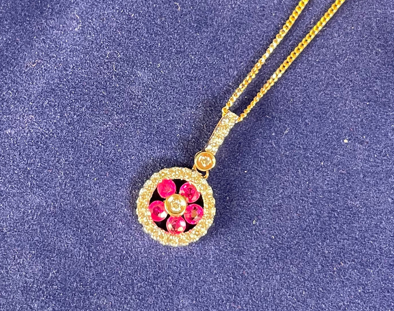 9ct Yellow Gold Cartwheel Design Diamonds & Five Rubies Pendant Necklace