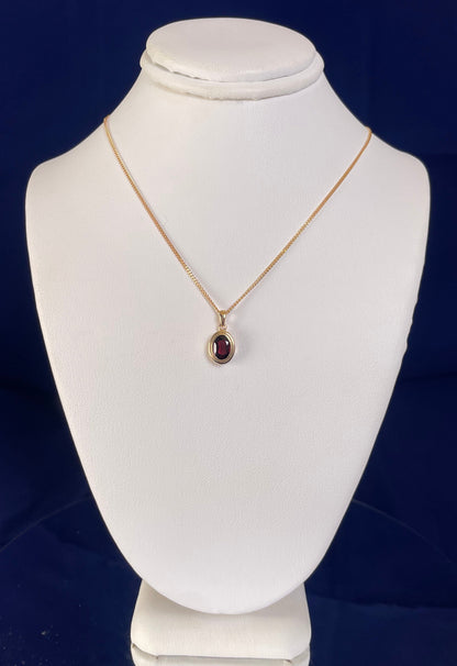 9ct Yellow Gold Oval Garnet Pendant Necklace