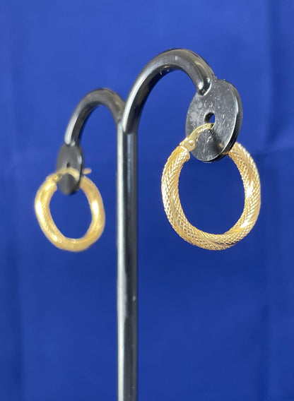 9ct Yellow Gold Patterned Matte Finish Hoop Earrings