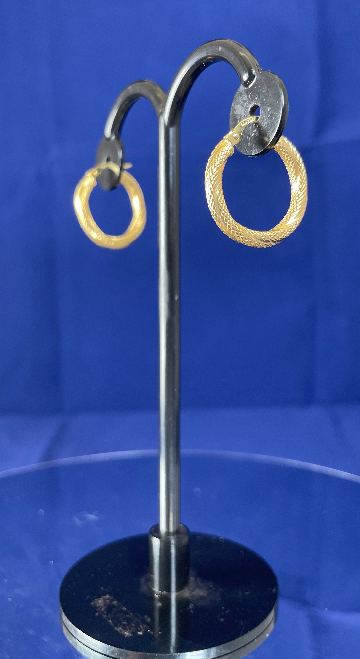 9ct Yellow Gold Patterned Matte Finish Hoop Earrings