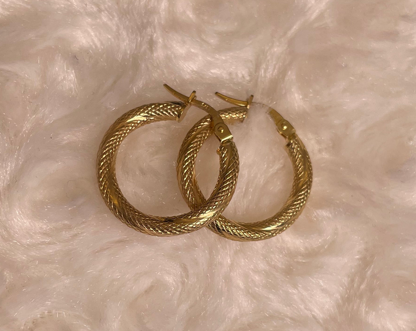9ct Yellow Gold Patterned Matte Finish Hoop Earrings