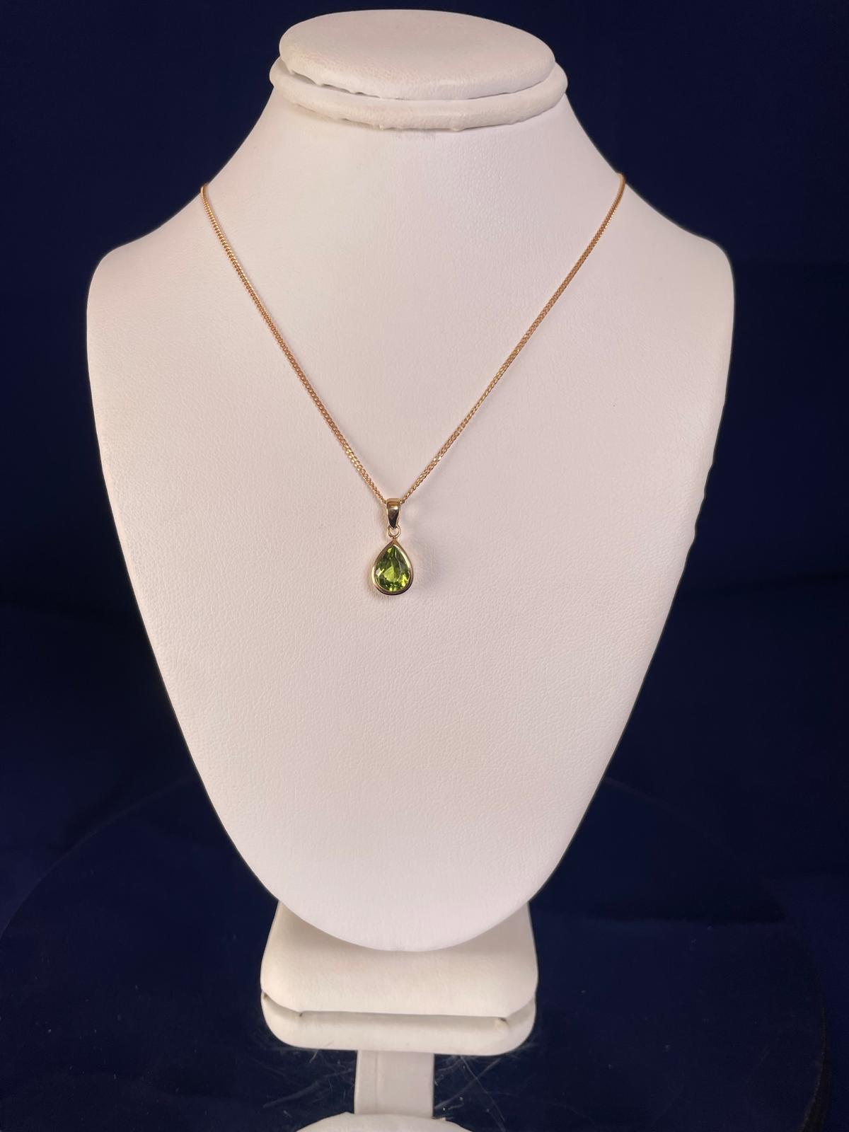 9ct Yellow Gold Pear Shape Peridot Pendant Necklace